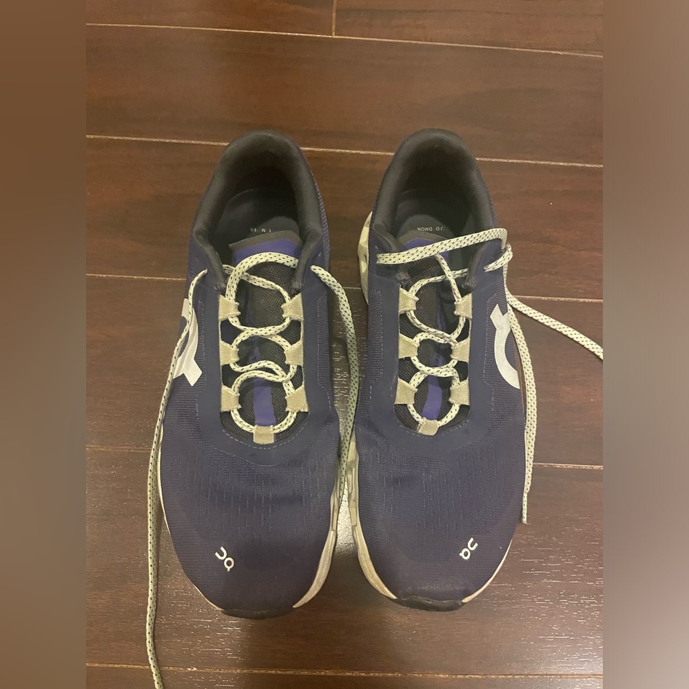 Men’s On Cloud Cloudmonster Running Shoes - Picture 9 of 10